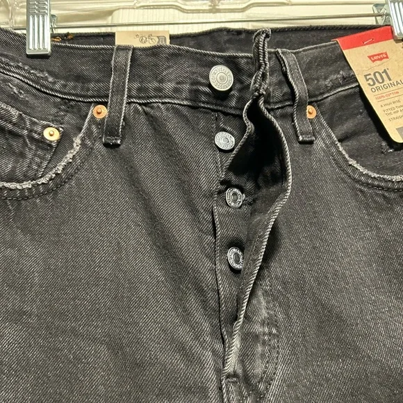 Levi's 501 Orginal Fit NWT 30x32 - Picture 4 of 7